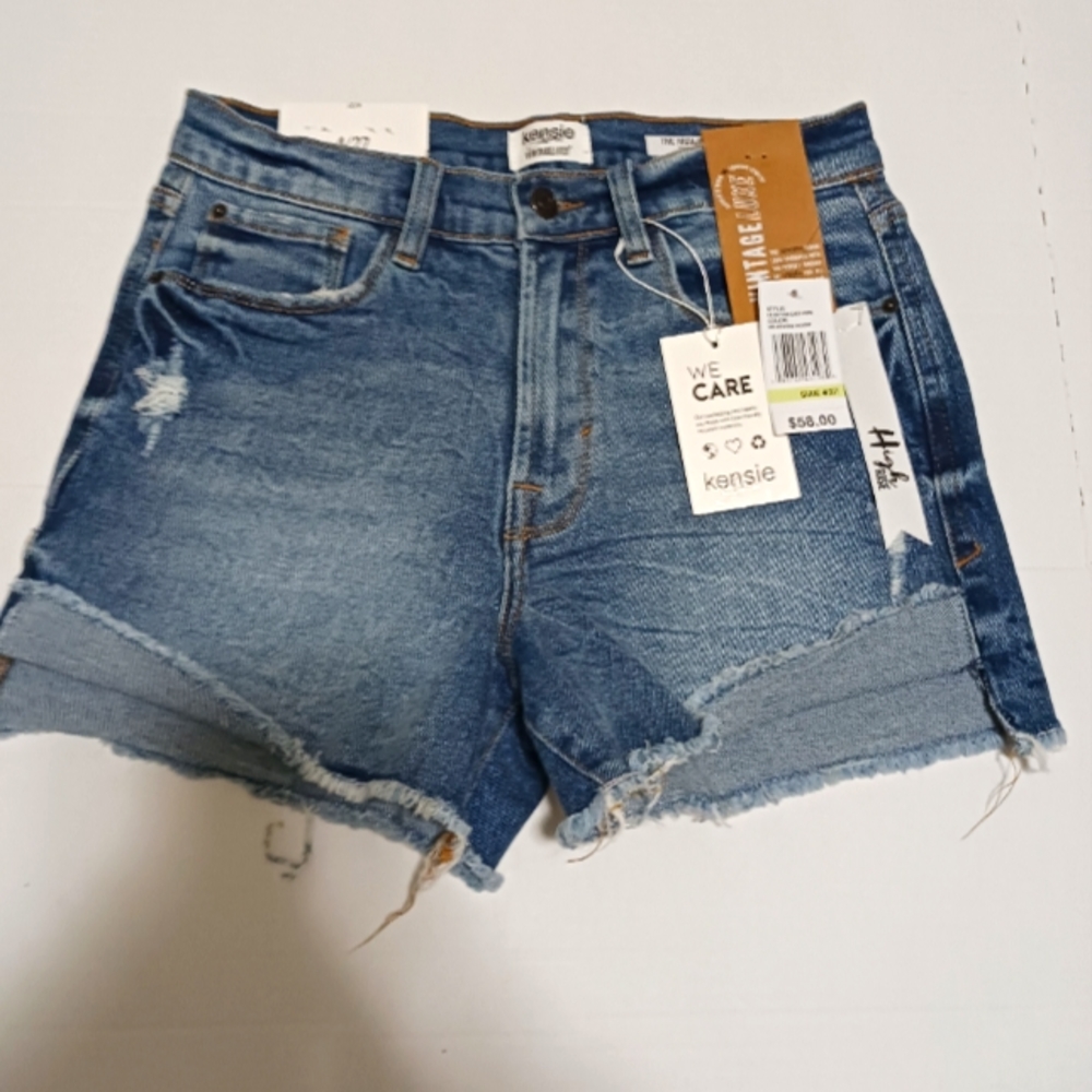 KENSIE HIGH-RISE JEAN SHORTS.CAN'T SAY ENOUGH COMFORT,STYLE&FIT GREAT.NEW W/TAGS